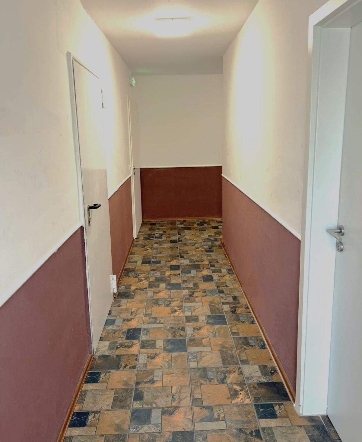 Hotel Castellana Lessien Bagian luar foto